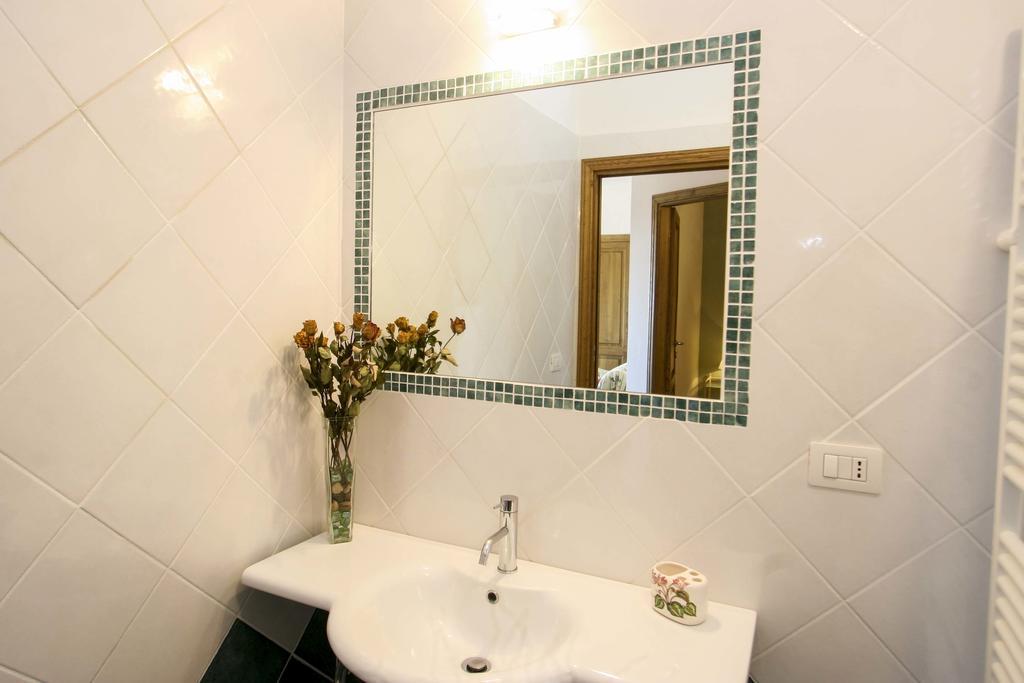 Lo Scoglio - Goelba Villa Каполивери Стая снимка