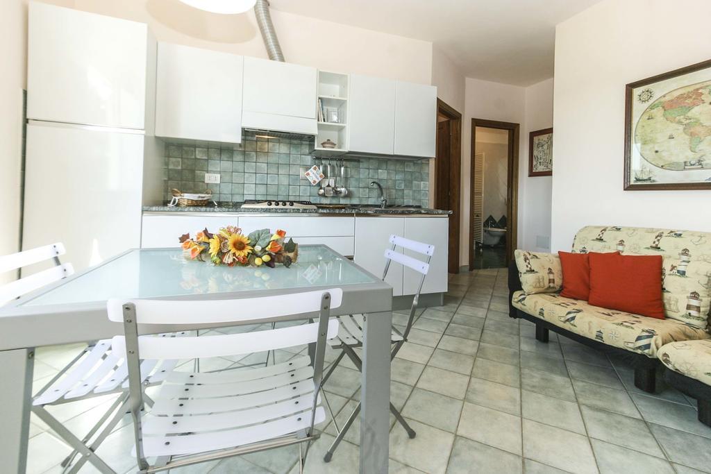 Lo Scoglio - Goelba Villa Каполивери Стая снимка